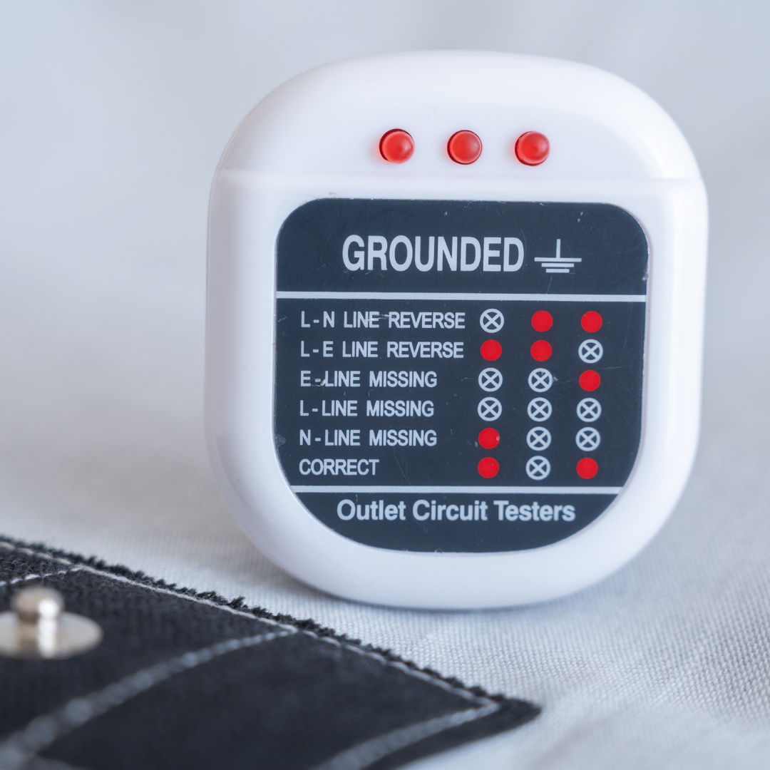 Grounding Heart™ Socket Tester